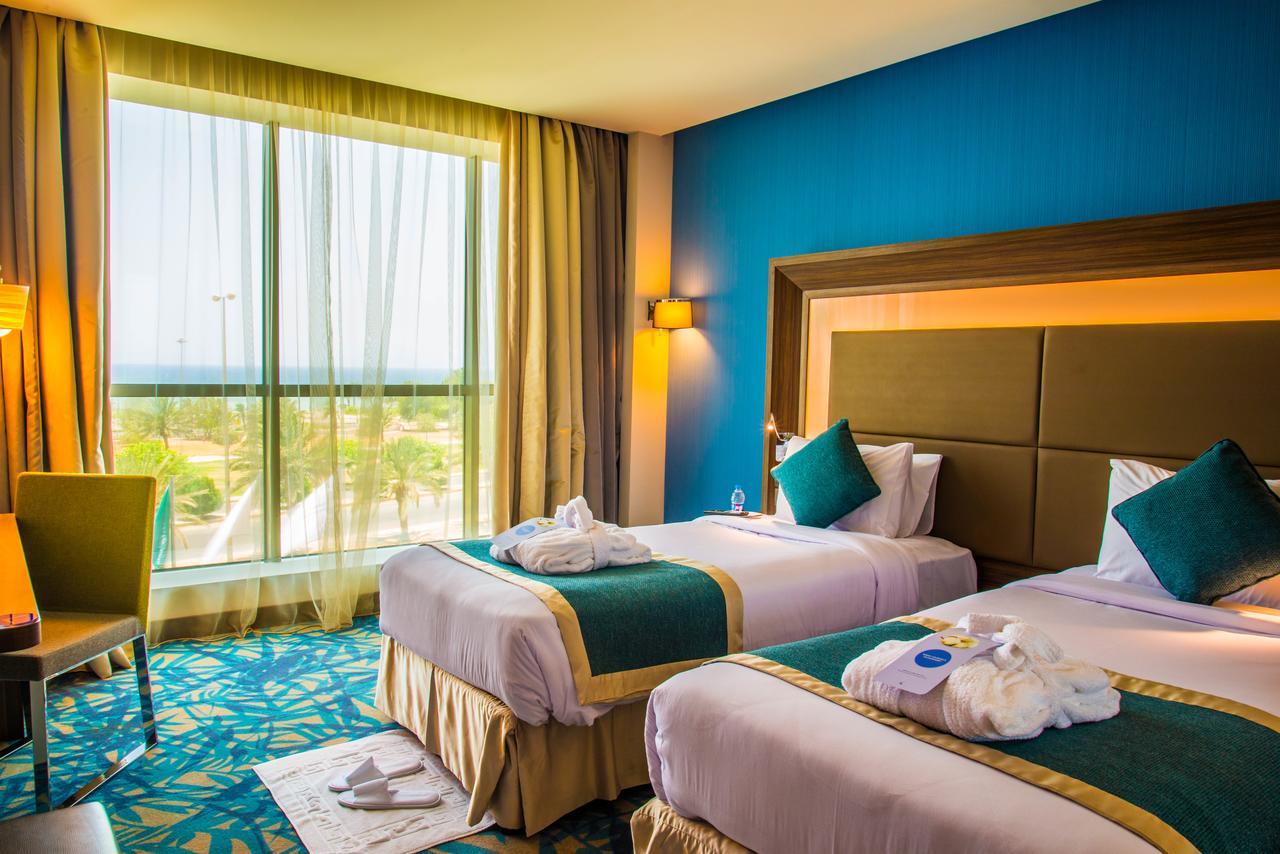 Novotel Yanbu Albahr Exterior foto