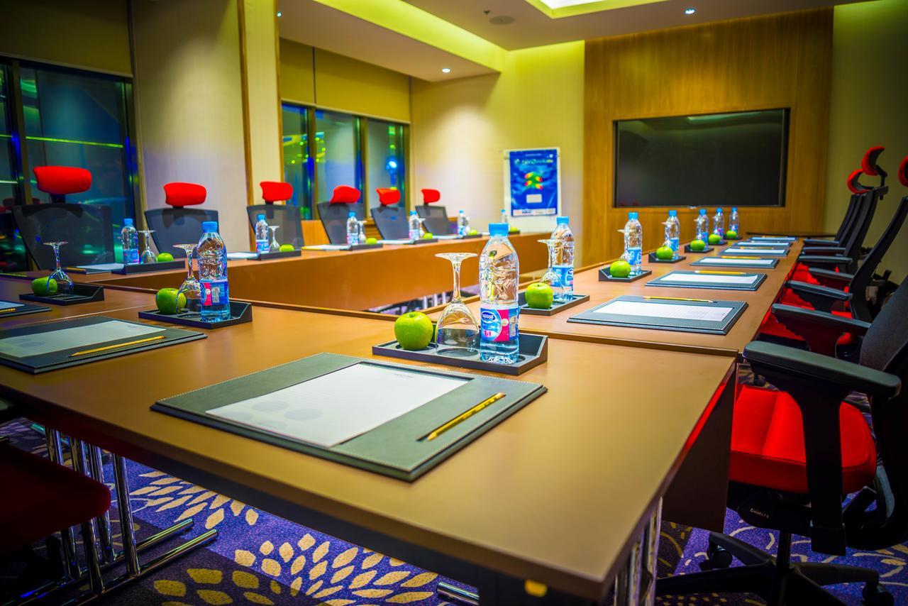 Novotel Yanbu Albahr Exterior foto